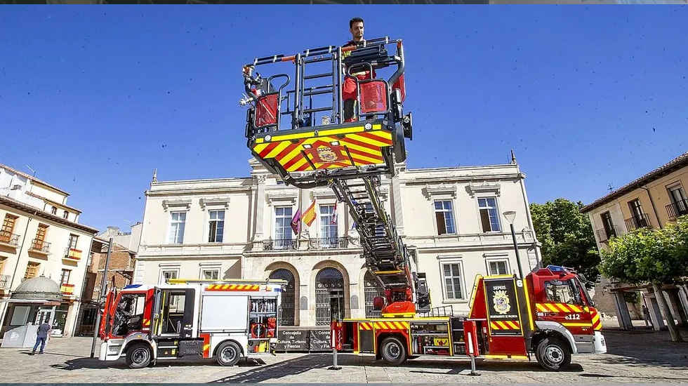 Bomberos incorpora una bomba urbana ligera y una autoescala