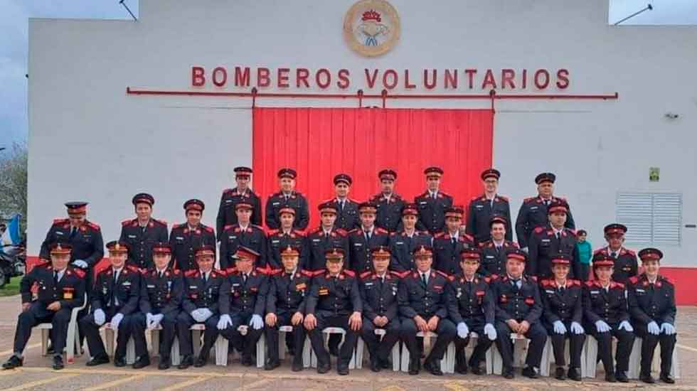 Los Bomberos Voluntarios de Pasteur cumplieron 37 años