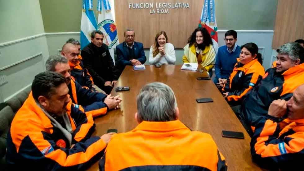 La Rioja busca fortalecer a sus Bomberos Voluntarios