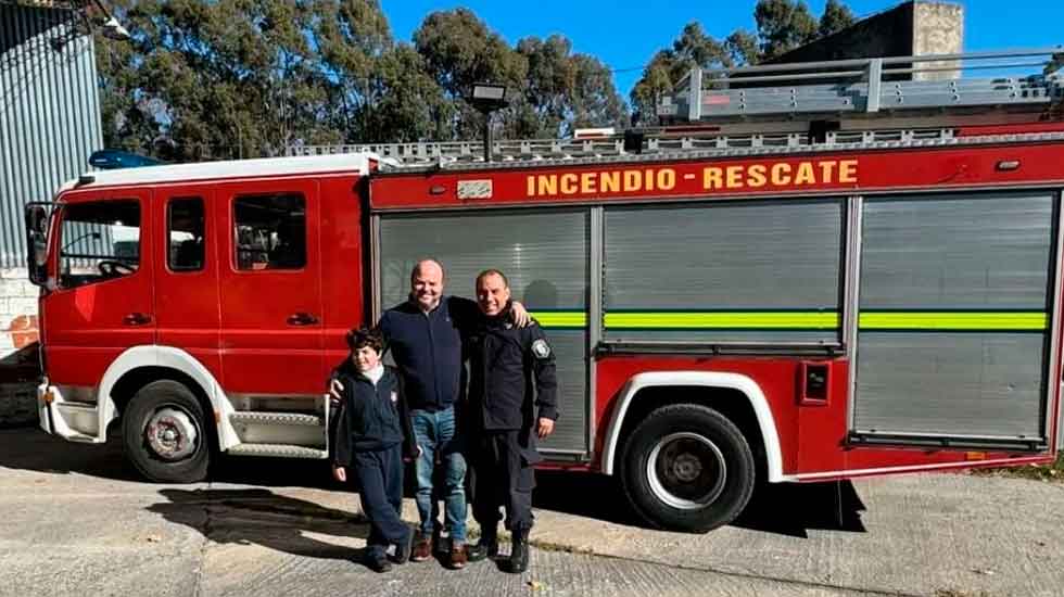 Donaron un autobomba para el Destacamento de Bomberos de Azul