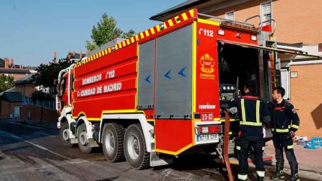 Multan a un vehículo de los bomberos por exceso de humo