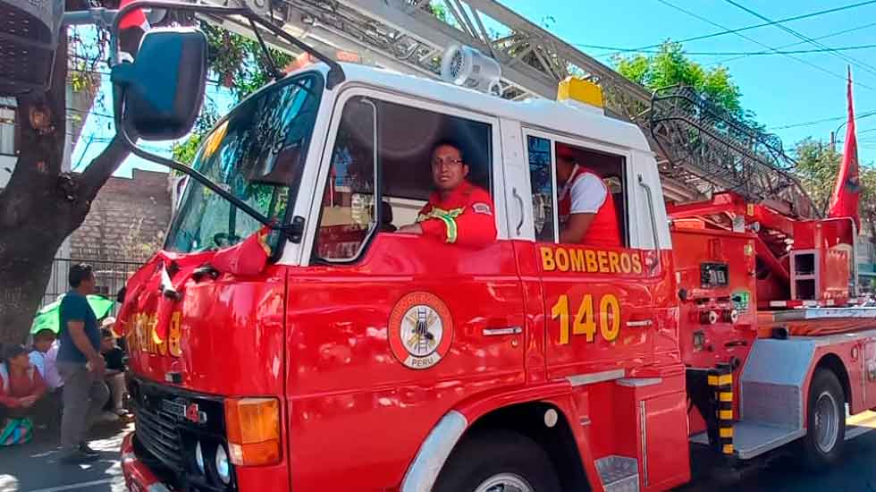 Bomberos de Yanahuara necesitan renovar su parque automotor