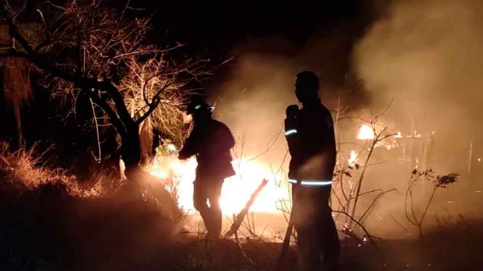 Bomberos de la Policía activan el protocolo de prevención de incendios