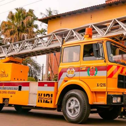 Bomberos de Hernandarias suma a su flota una autoescala