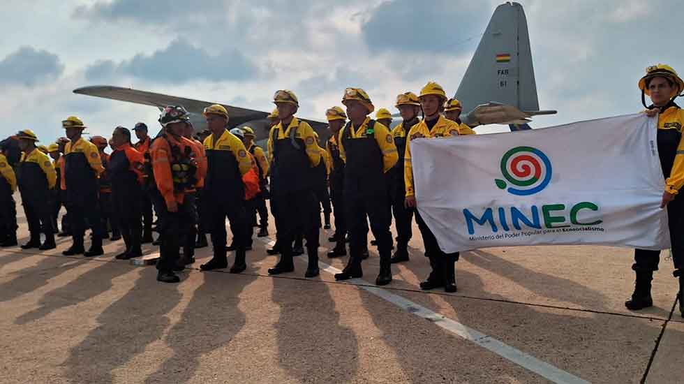 Confirman llegada de bomberos desde Venezuela y un helicóptero desde Uruguay