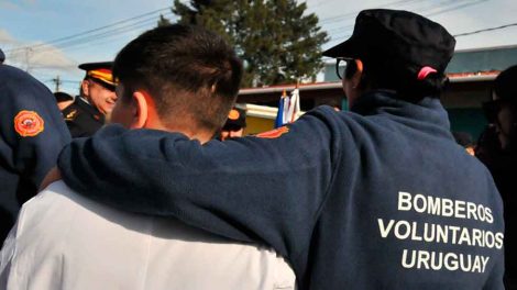 Uruguay: Se aprobó ley de bomberos voluntarios