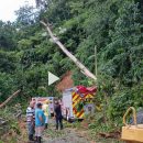 Rescatan a bomberos que quedaron acorralados tras derrumbe