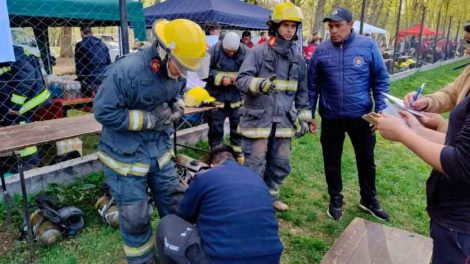 Bomberos Voluntarios de Bariloche se lucieron en el Desafío de Habilidades