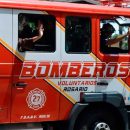 Bomberos de Rosario chocaron una autobomba y piden ayuda para repararla