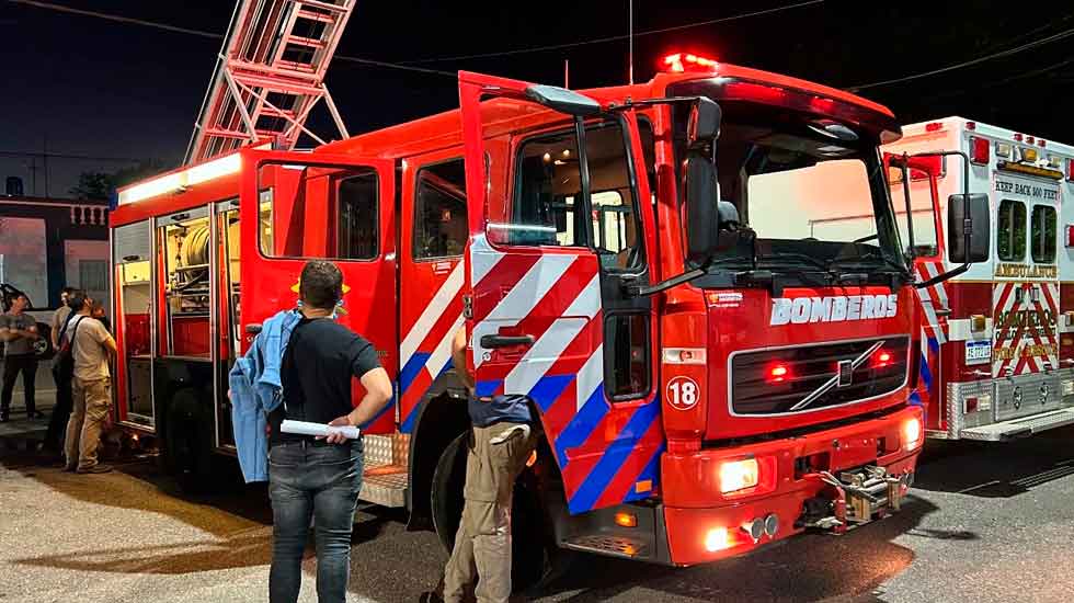 Bomberos Voluntarios Carlos Pellegrini recibe nueva unidad