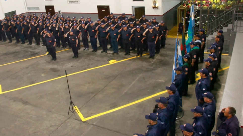 Gran celebración por los 75 años de Bomberos Olavarría