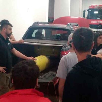 Bomberos de Salliqueló se capacitó en manejo de vehículos con GNC