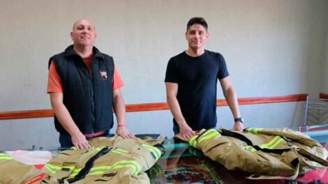 Bomberos Voluntarios estrenan nuevos equipos estructurales