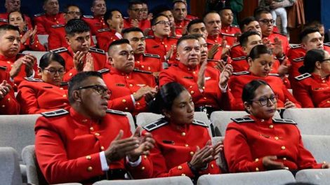 Bomberos de Ibarra conmemoraron sus 75 años con reconocimientos