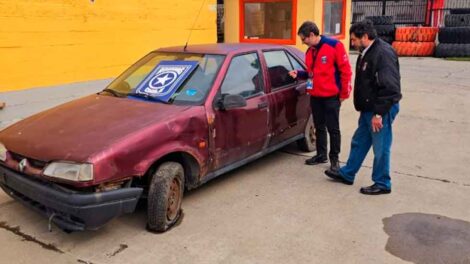 Aduana dona vehículos a Bomberos de Punta Arenas