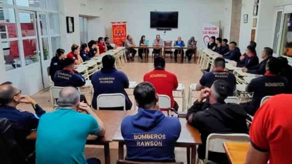 Bomberos declaran emergencia económica y operativa