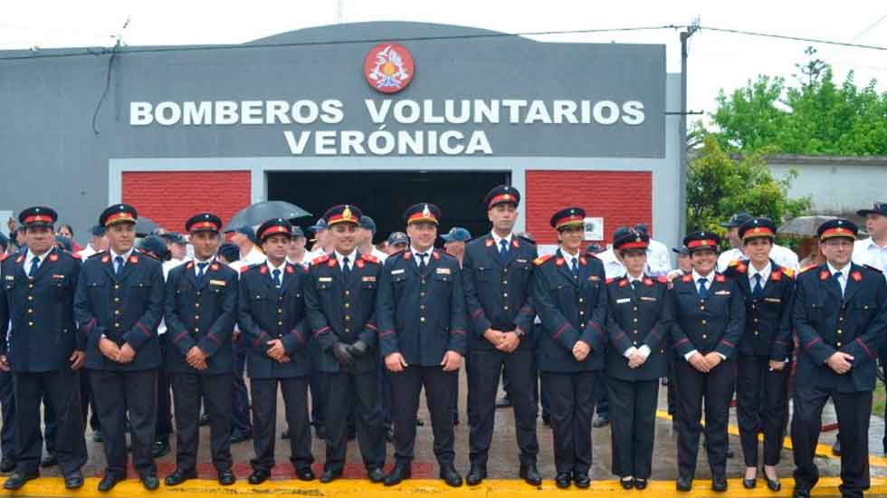 Bomberos Voluntarios de Verónica celebró el 50° Aniversario