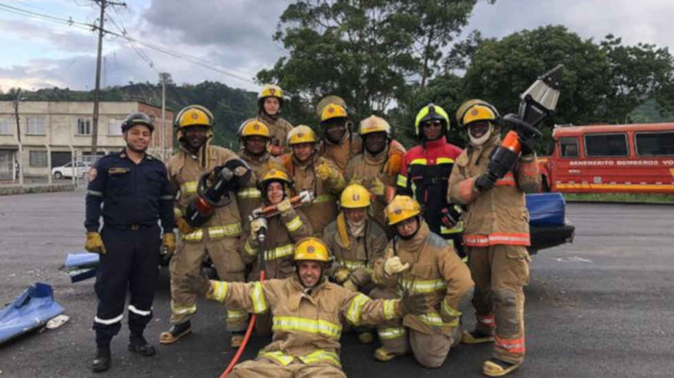 Bomberos de Quibdó fortalecen sus capacidades en Chinchiná