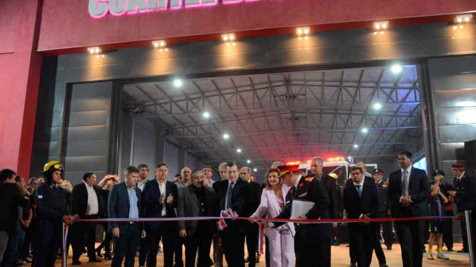 Inauguraron el Cuartel de Bomberos Voluntarios de Santiago del Estero