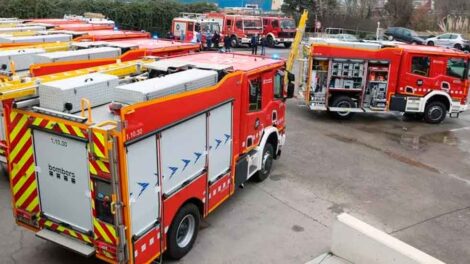 Tres bomberos hospitalizados por una intoxicación de monóxido de carbono