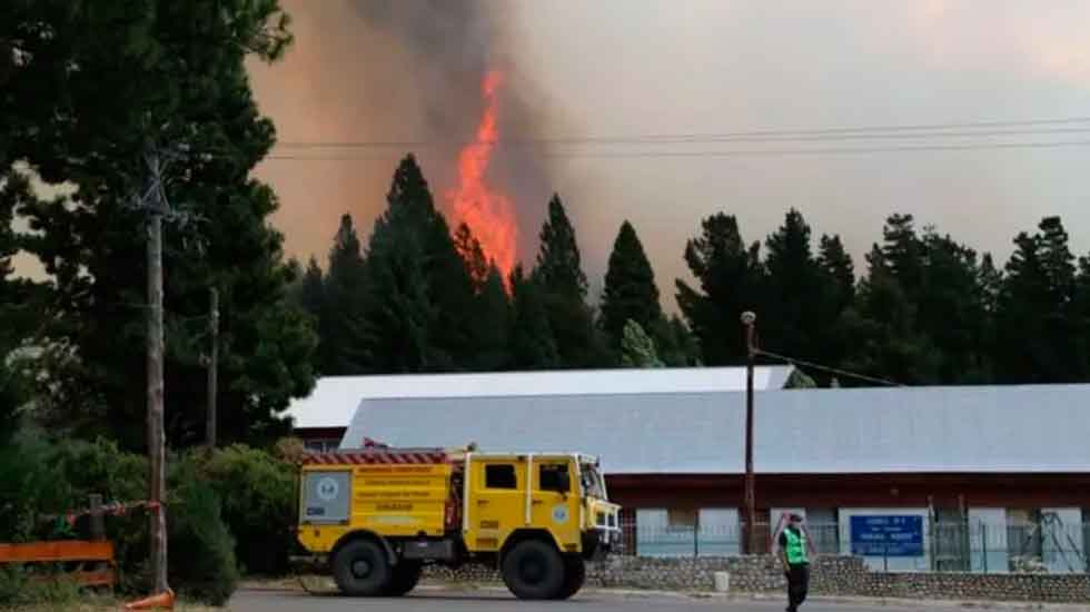 Incendio en Epuyén: el fuerte reclamo de los Bomberos Voluntarios