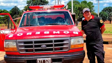 Bomberos Voluntarios de Campo Viera recibió una unidad móvil 