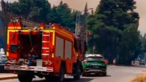 Carabineros investiga incidente entre patrulla y carro de bomberos