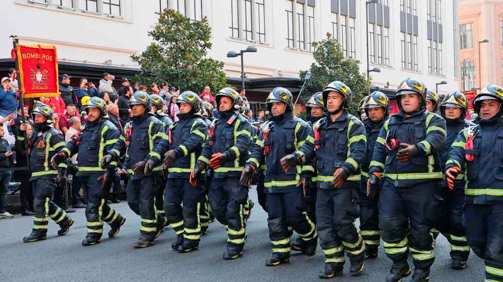 El Cuerpo de Bomberos de la Ciudad de México celebró su 169 aniversario