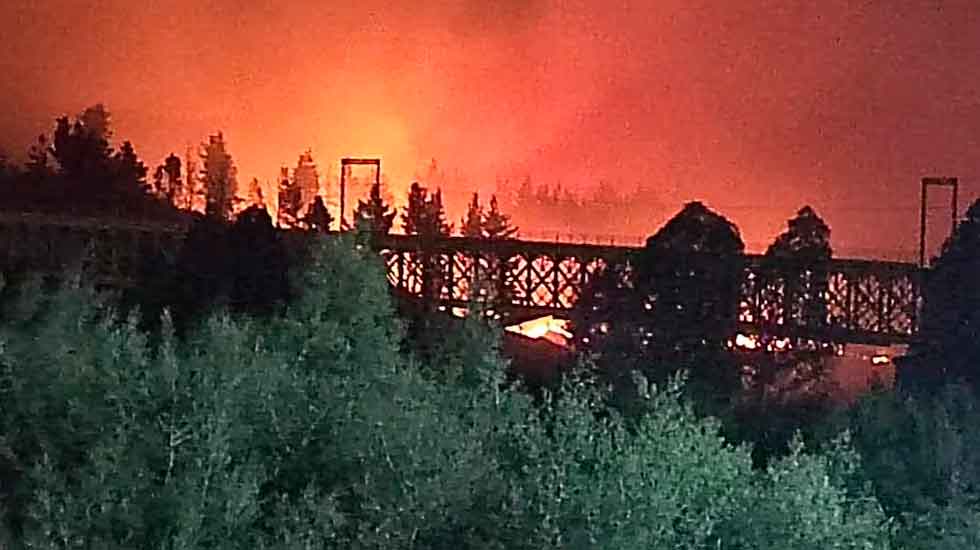 Incendios Forestales: Incendio en Collipulli consume cuartel de Bomberos