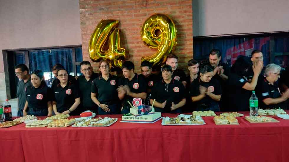 Bomberos Voluntarios de Trelew celebraron un nuevo aniversario