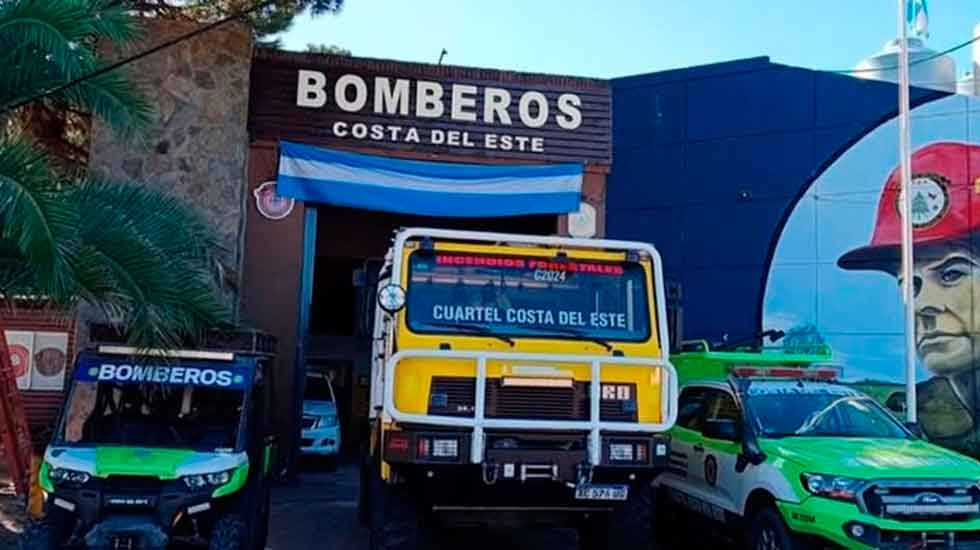 Bomberos de La Costa partieron a El Bolsón para combatir los incendios