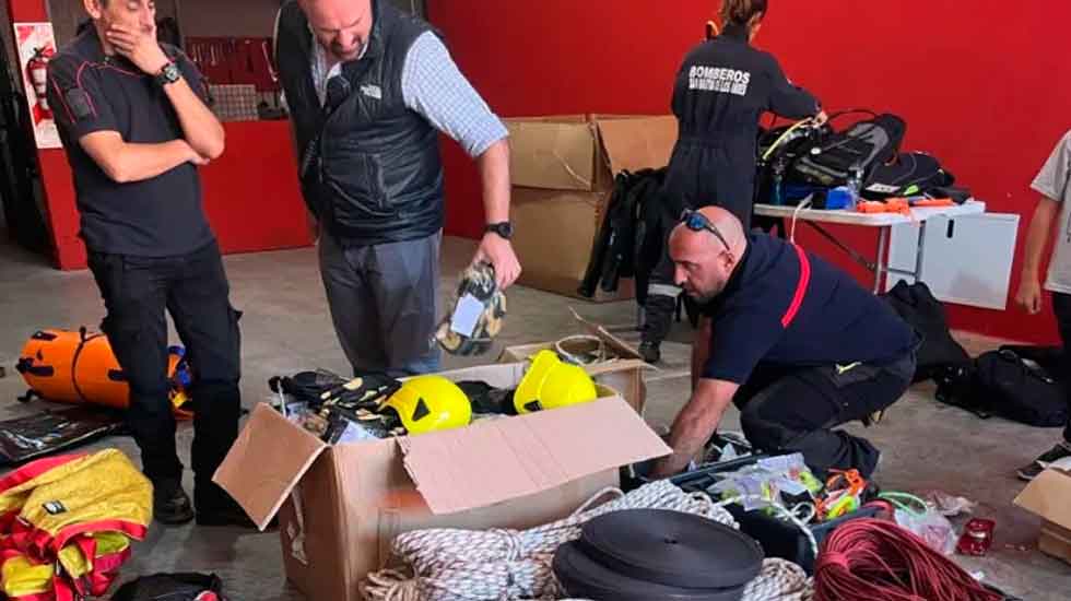 Bomberos voluntarios recibieron capacitación y donaciones