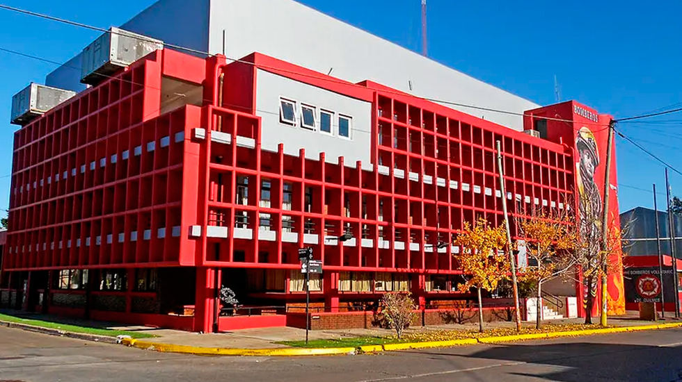 Bomberos de Quilmes realizan una colecta para los afectados en Bahía Blanca